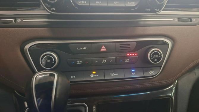 Hyundai Grand Starex I Рестайлинг 2 с пробегом 2020 года, цена 3 390 000 рублей, 110100 км, минивэн, Автокод Объявления