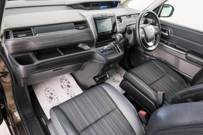 Honda Freed II с пробегом 2016 года, цена 1 479 000 рублей, 138000 км, компактвэн, Автокод Объявления