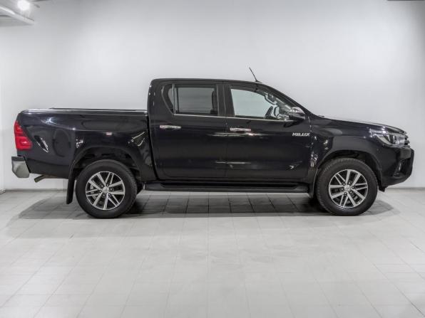 Toyota Hilux VIII с пробегом 2017 года, цена 3 715 000 рублей, 159583 км, offers.body_type.unknown, Автокод Объявления