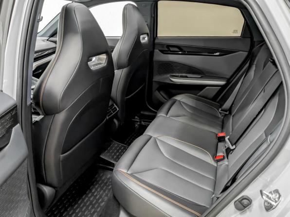 Changan UNI-V I с пробегом 2024 года, цена 2 450 000 рублей, 22807 км, лифтбек, Автокод Объявления