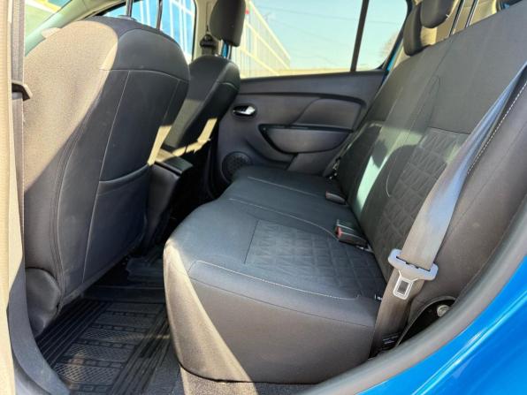 Renault Sandero II с пробегом 2015 года, цена 890 000 рублей, 42389 км, хэтчбек, Автокод Объявления