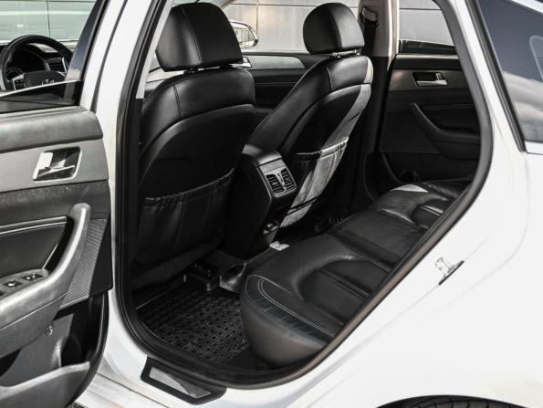Hyundai Sonata VII (LF) Рестайлинг с пробегом 2018 года, цена 2 374 000 рублей, 119174 км, седан, Автокод Объявления
