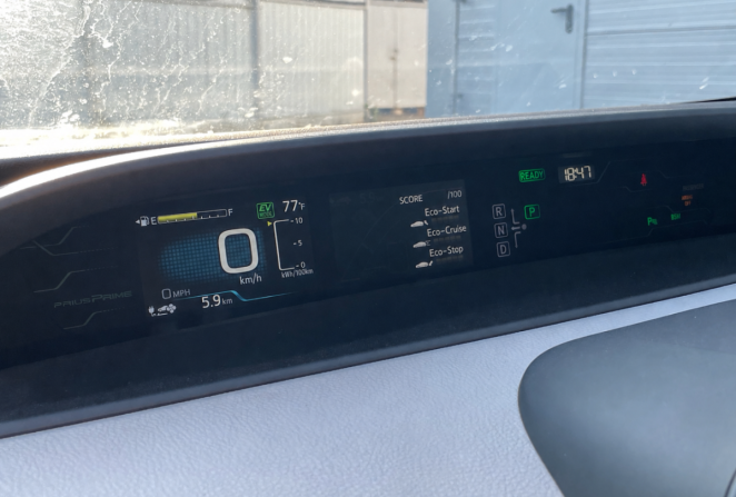 Toyota Prius IV (XW50) с пробегом 2017 года, цена 1 800 000 рублей, 156077 км, лифтбек, Автокод Объявления