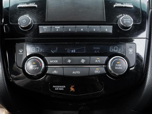 Nissan Rogue II с пробегом 2015 года, цена 1 297 000 рублей, 213366 км, внедорожник, Автокод Объявления