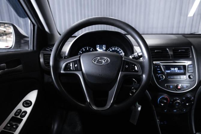 Hyundai Solaris I Рестайлинг с пробегом 2014 года, цена 749 000 рублей, 165947 км, седан, Автокод Объявления