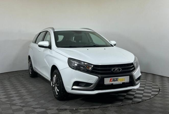 Lada (ВАЗ) Vesta I с пробегом 2020 года, цена 1 100 000 рублей, 67000 км, универсал, Автокод Объявления