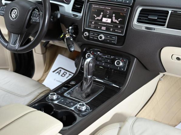 Volkswagen Touareg II Рестайлинг с пробегом 2018 года, цена 2 319 000 рублей, 81474 км, внедорожник, Автокод Объявления