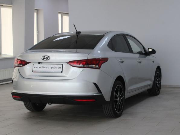 Hyundai Solaris II с пробегом 2020 года, цена 1 429 900 рублей, 122441 км, седан, Автокод Объявления