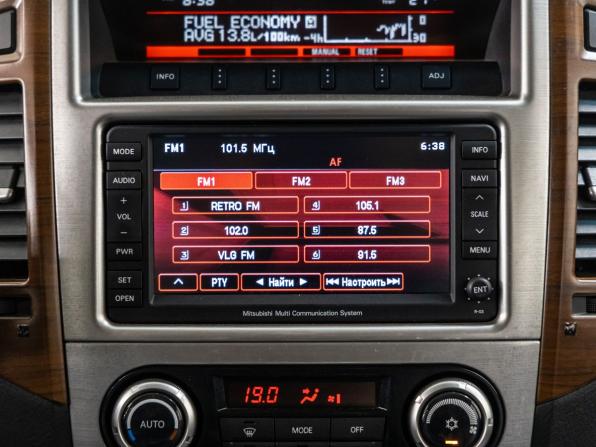 Mitsubishi Pajero IV с пробегом 2011 года, цена 2 390 000 рублей, 141002 км, внедорожник, Автокод Объявления