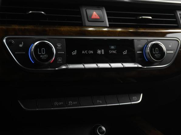 Audi A4 V (B9) с пробегом 2016 года, цена 2 199 000 рублей, 180160 км, седан, Автокод Объявления