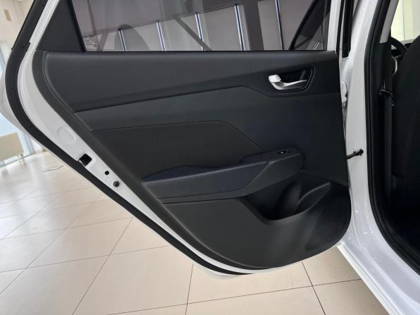 Hyundai Solaris II Рестайлинг с пробегом 2021 года, цена 1 630 000 рублей, 99916 км, седан, Автокод Объявления