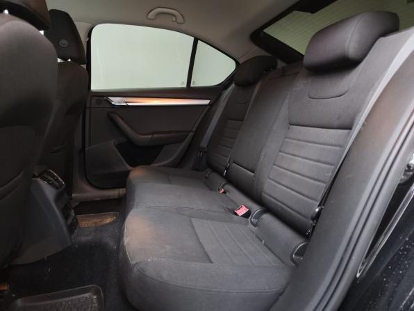 Skoda Octavia III (A7) с пробегом 2015 года, цена 1 250 000 рублей, 153705 км, лифтбек, Автокод Объявления