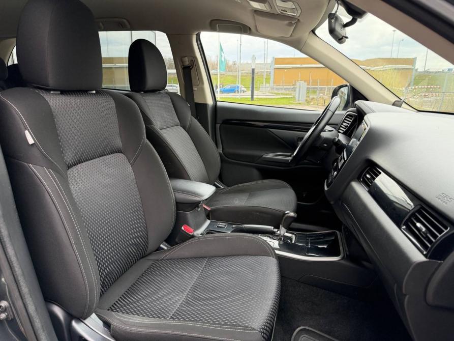 Mitsubishi Outlander III Рестайлинг 3 Санкт-Петербург  - изображение 9