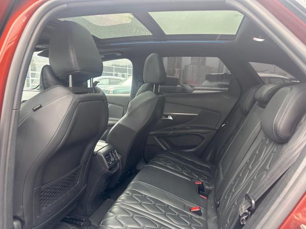 Peugeot 3008 II с пробегом 2018 года, цена 1 545 000 рублей, 177000 км, внедорожник, Автокод Объявления