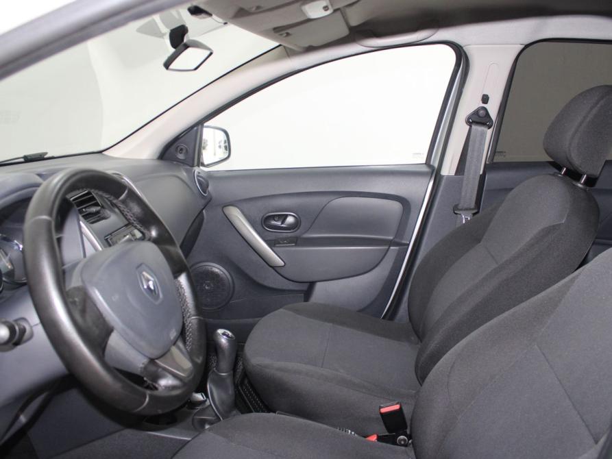 Renault Logan II Старый Оскол  - изображение 8