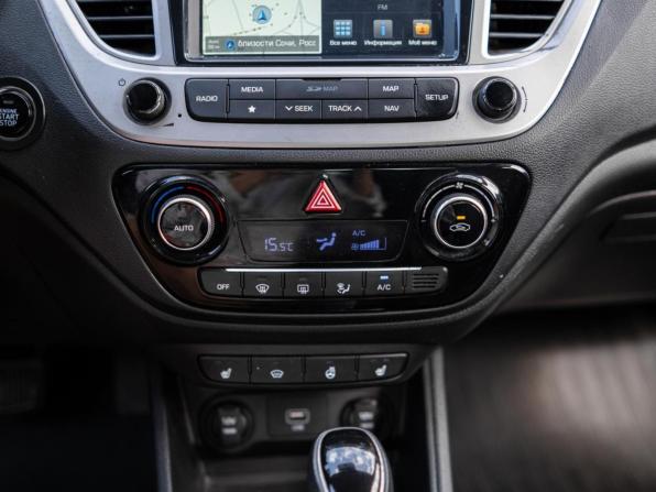 Hyundai Solaris II с пробегом 2019 года, цена 1 179 000 рублей, 198437 км, седан, Автокод Объявления