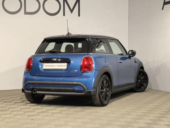 Mini Hatch III (F55/F56) Рестайлинг 2 с пробегом 2021 года, цена 3 199 700 рублей, 15841 км, хэтчбек, Автокод Объявления