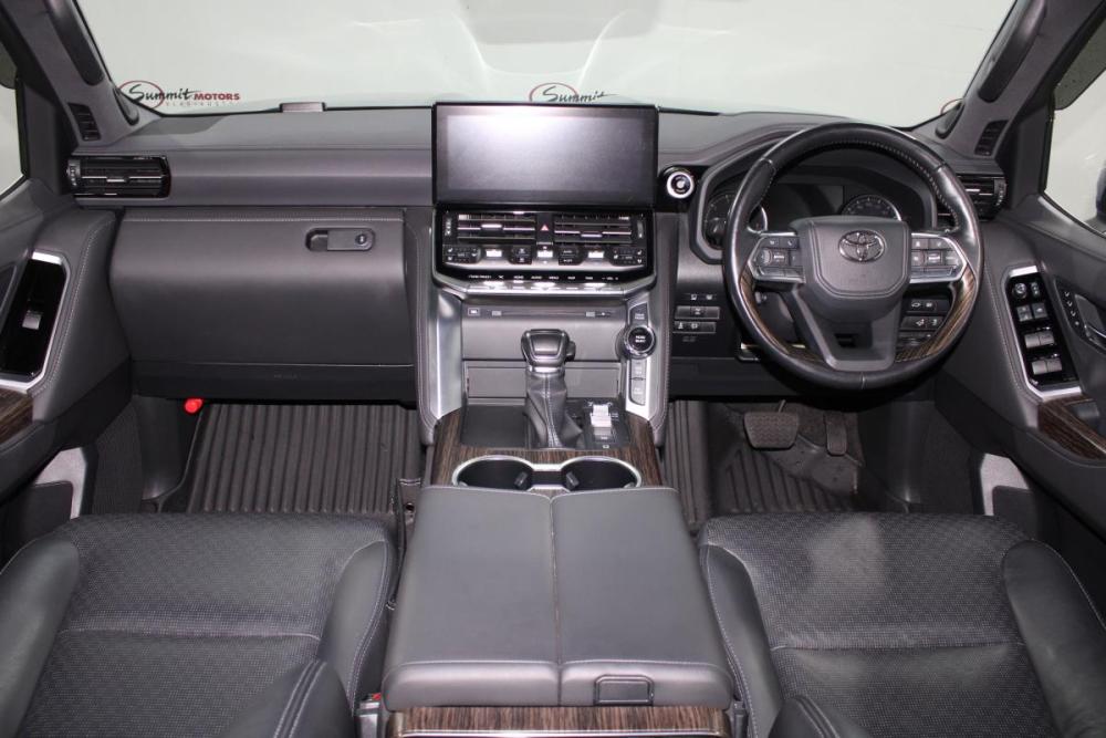 Toyota Land Cruiser 300 Series Владивосток  - изображение 16