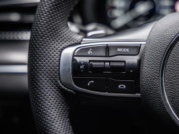 Kia K5 III с пробегом 2021 года, цена 2 878 000 рублей, 99011 км, седан, Автокод Объявления