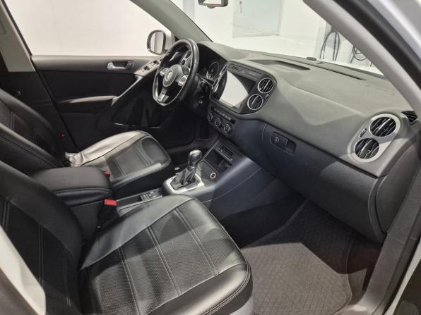 Volkswagen Tiguan I Рестайлинг с пробегом 2016 года, цена 1 549 000 рублей, 97848 км, внедорожник, Автокод Объявления