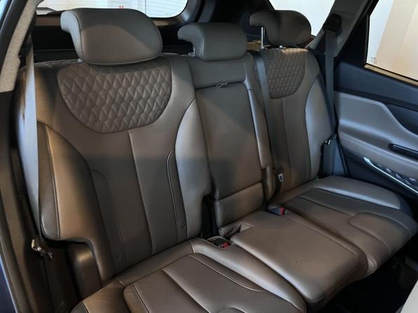 Hyundai Santa Fe IV с пробегом 2019 года, цена 2 933 000 рублей, 104630 км, внедорожник, Автокод Объявления