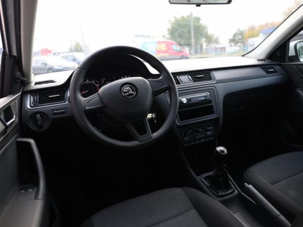 Skoda Rapid I Рестайлинг с пробегом 2018 года, цена 1 220 000 рублей, 65406 км, лифтбек, Автокод Объявления