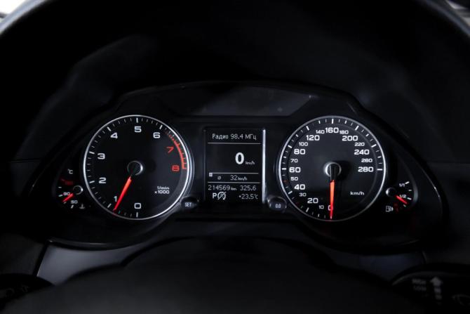 Audi Q5 I (8R) Рестайлинг с пробегом 2013 года, цена 1 849 000 рублей, 215000 км, внедорожник, Автокод Объявления