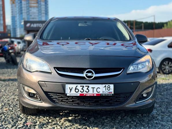 Opel Astra J Рестайлинг с пробегом 2013 года, цена 749 000 рублей, 196800 км, хэтчбек, Автокод Объявления