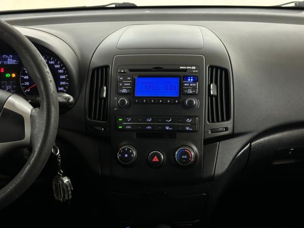 Hyundai i30 I Рестайлинг с пробегом 2011 года, цена 690 000 рублей, 218802 км, хэтчбек, Автокод Объявления