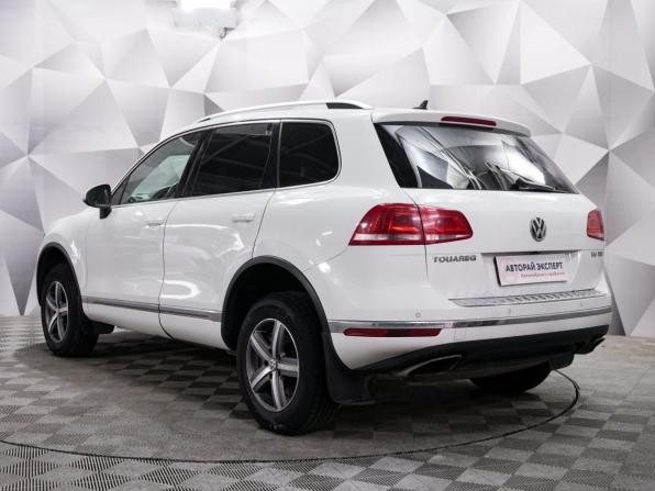 Volkswagen Touareg II Рестайлинг с пробегом 2015 года, цена 2 550 000 рублей, 260000 км, внедорожник, Автокод Объявления