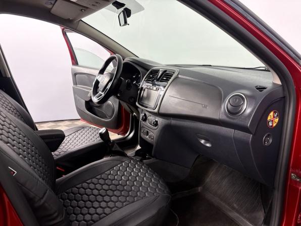 Renault Sandero II Рестайлинг с пробегом 2021 года, цена 1 295 000 рублей, 81863 км, хэтчбек, Автокод Объявления