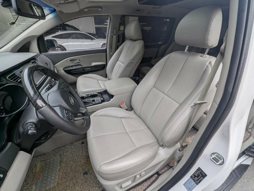 Kia Carnival III Москва  - изображение 7