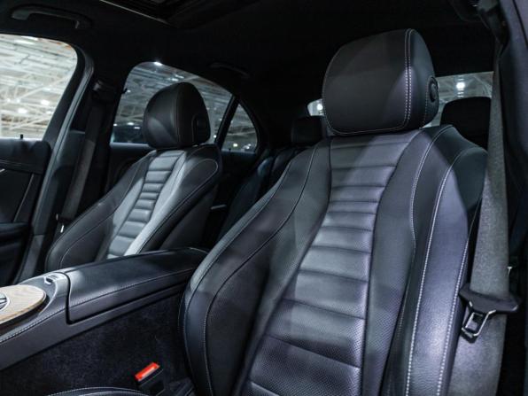 Mercedes-Benz E-Класс V (W213 S213 C238) Рестайлинг с пробегом 2021 года, цена 3 999 700 рублей, 72020 км, седан, Автокод Объявления