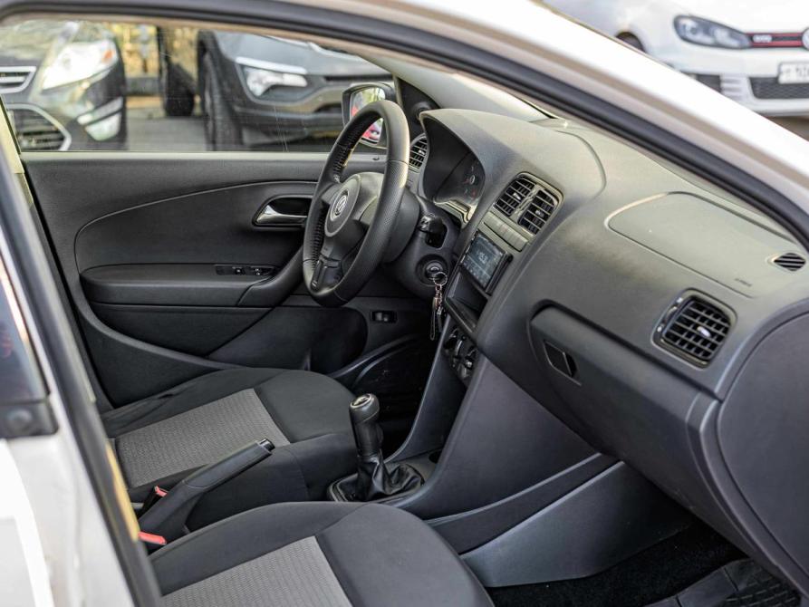 Volkswagen Polo V Санкт-Петербург  - изображение 11