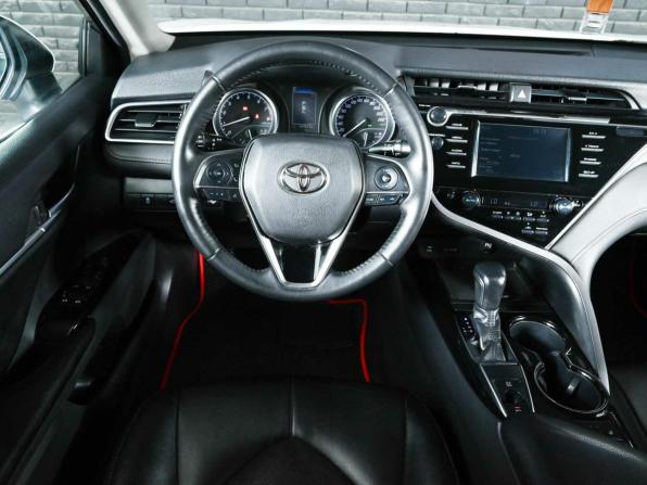 Toyota Camry VIII (XV70) с пробегом 2018 года, цена 2 100 000 рублей, 147677 км, седан, Автокод Объявления