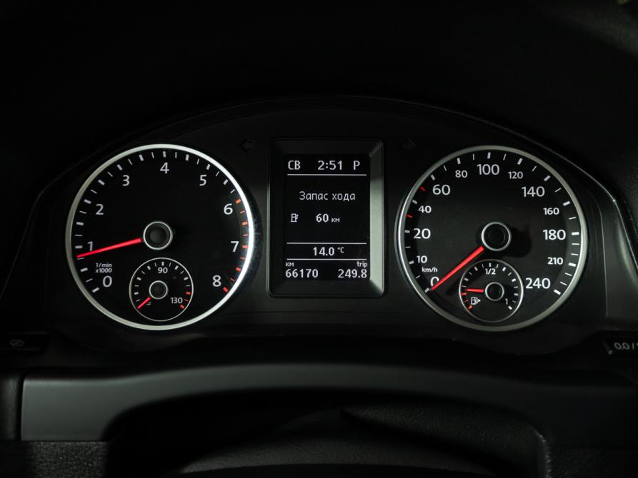 Volkswagen Tiguan I Рестайлинг Санкт-Петербург  - изображение 12