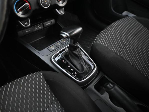 Kia Rio IV с пробегом 2018 года, цена 1 319 000 рублей, 98599 км, седан, Автокод Объявления