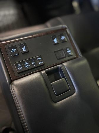 Toyota Camry VII (XV50) Рестайлинг 2 с пробегом 2017 года, цена 2 419 000 рублей, 174559 км, седан, Автокод Объявления
