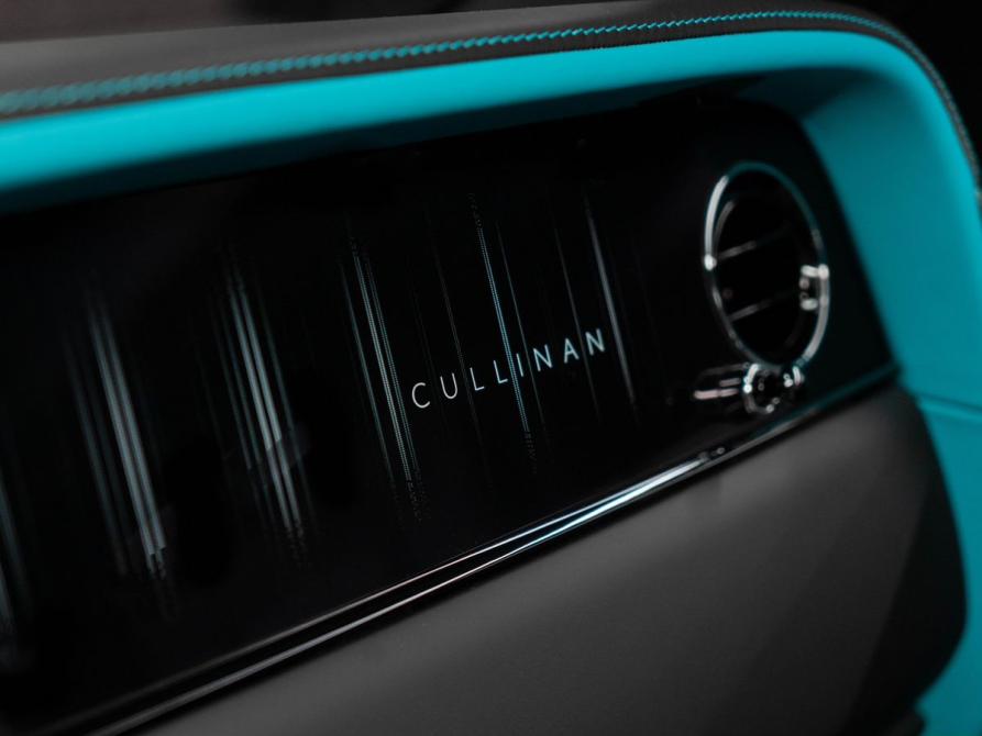 Rolls-Royce Cullinan I Рестайлинг Москва  - изображение 25
