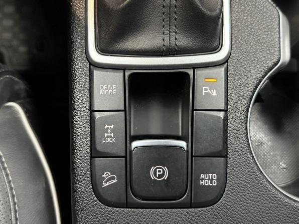 Kia Sportage IV Рестайлинг с пробегом 2020 года, цена 2 550 000 рублей, 92200 км, внедорожник, Автокод Объявления