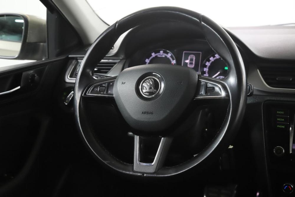 Skoda Rapid I Рестайлинг Москва  - изображение 15