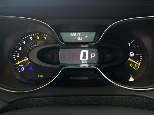 Renault Kaptur I с пробегом 2016 года, цена 1 250 000 рублей, 128000 км, внедорожник, Автокод Объявления