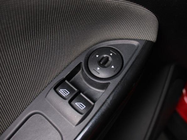 Ford Focus III с пробегом 2011 года, цена 680 000 рублей, 223125 км, хэтчбек, Автокод Объявления
