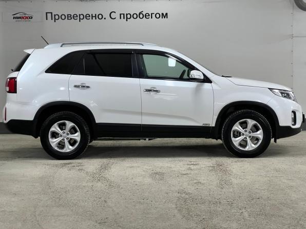Kia Sorento II Рестайлинг с пробегом 2018 года, цена 2 065 000 рублей, 180000 км, внедорожник, Автокод Объявления