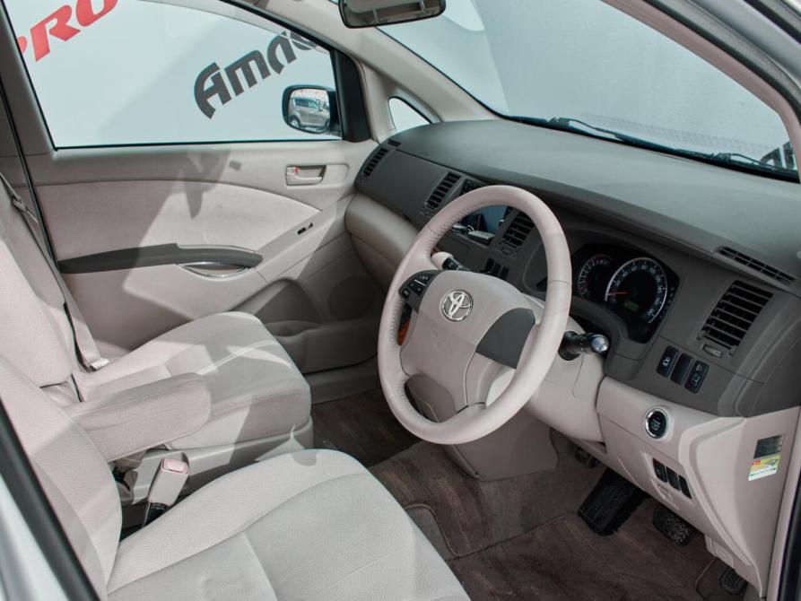 Toyota ISis I Рестайлинг Екатеринбург  - изображение 10