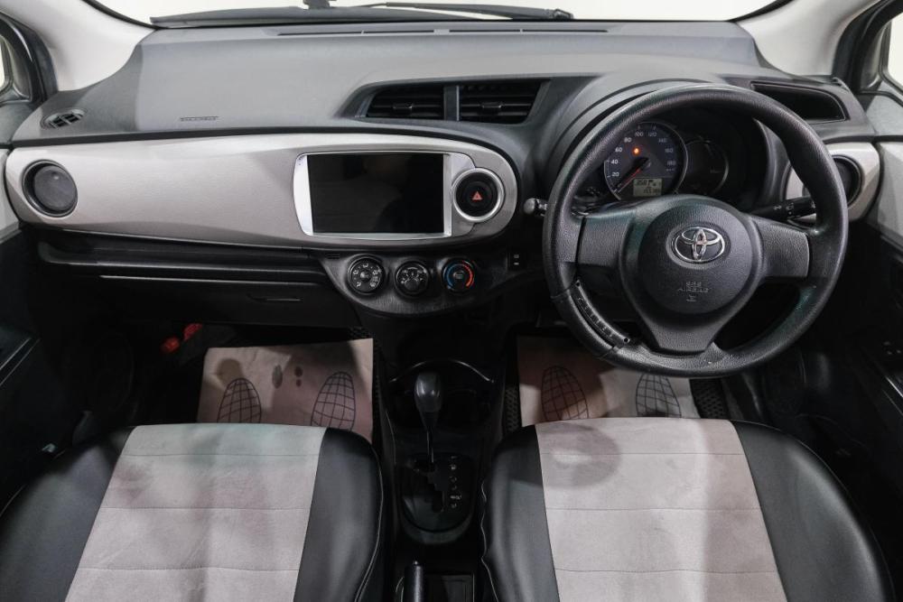 Toyota Vitz III (XP130) Новокузнецк  - изображение 18
