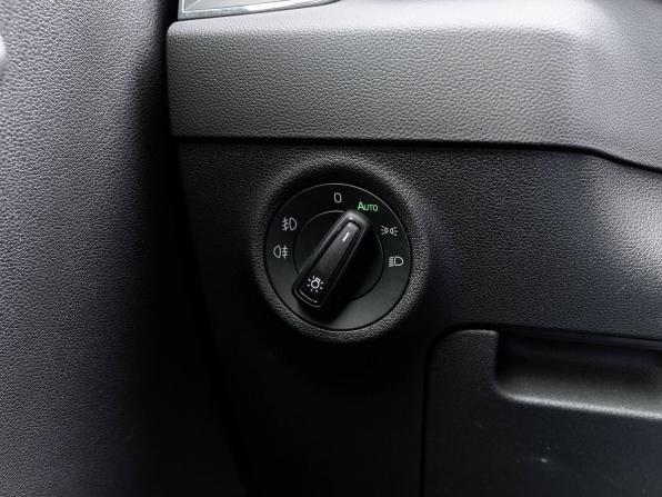 Skoda Karoq I с пробегом 2020 года, цена 2 412 000 рублей, 73620 км, внедорожник, Автокод Объявления