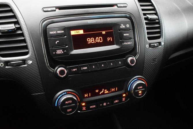 Kia Cerato III Рестайлинг (Classic) с пробегом 2018 года, цена 1 340 000 рублей, 160296 км, седан, Автокод Объявления