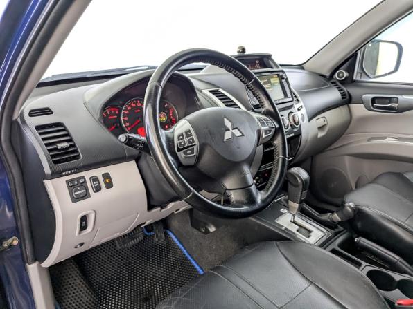 Mitsubishi Pajero Sport II Рестайлинг с пробегом 2015 года, цена 1 825 000 рублей, 237795 км, внедорожник, Автокод Объявления