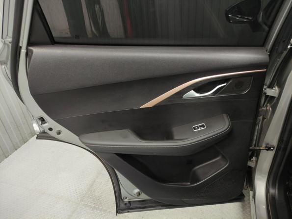 Omoda C5 I с пробегом 2023 года, цена 1 350 000 рублей, 24945 км, внедорожник, Автокод Объявления